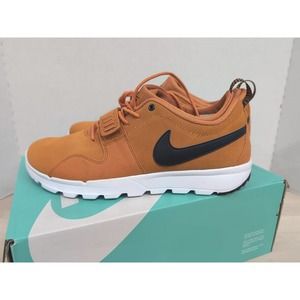 NIB NIKE SB Trainerendor L Sunset Orange 806309 741 SIZE 10.5